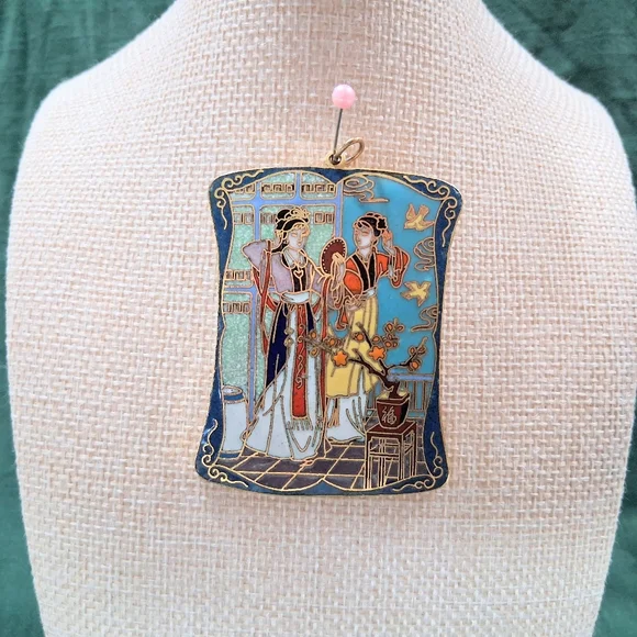 Vintage Cloisonne Pendant For Necklace Asian Scene Enamel - Picture 1 of 9